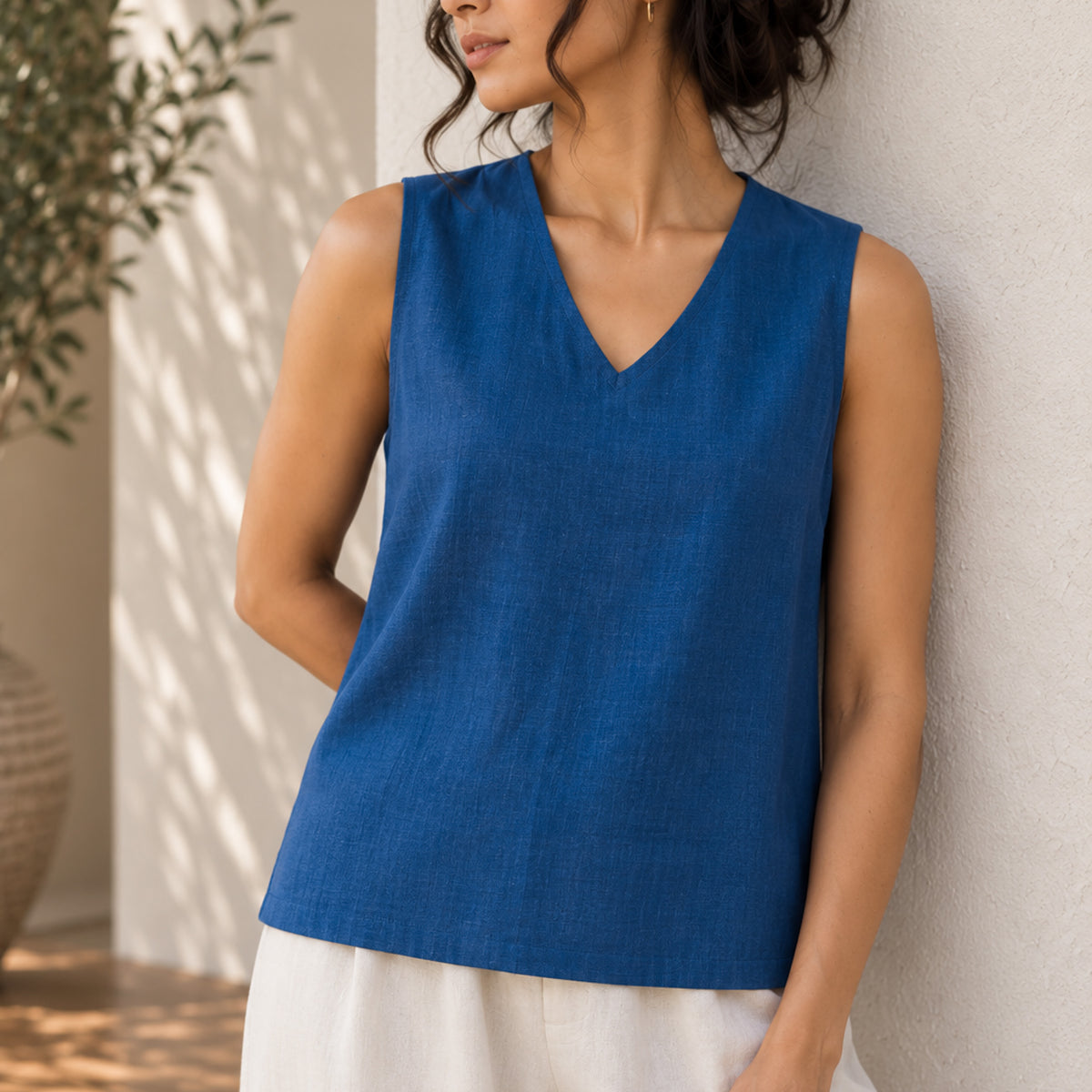 The Ease Linen V-Neck Top (2 Colour Options)