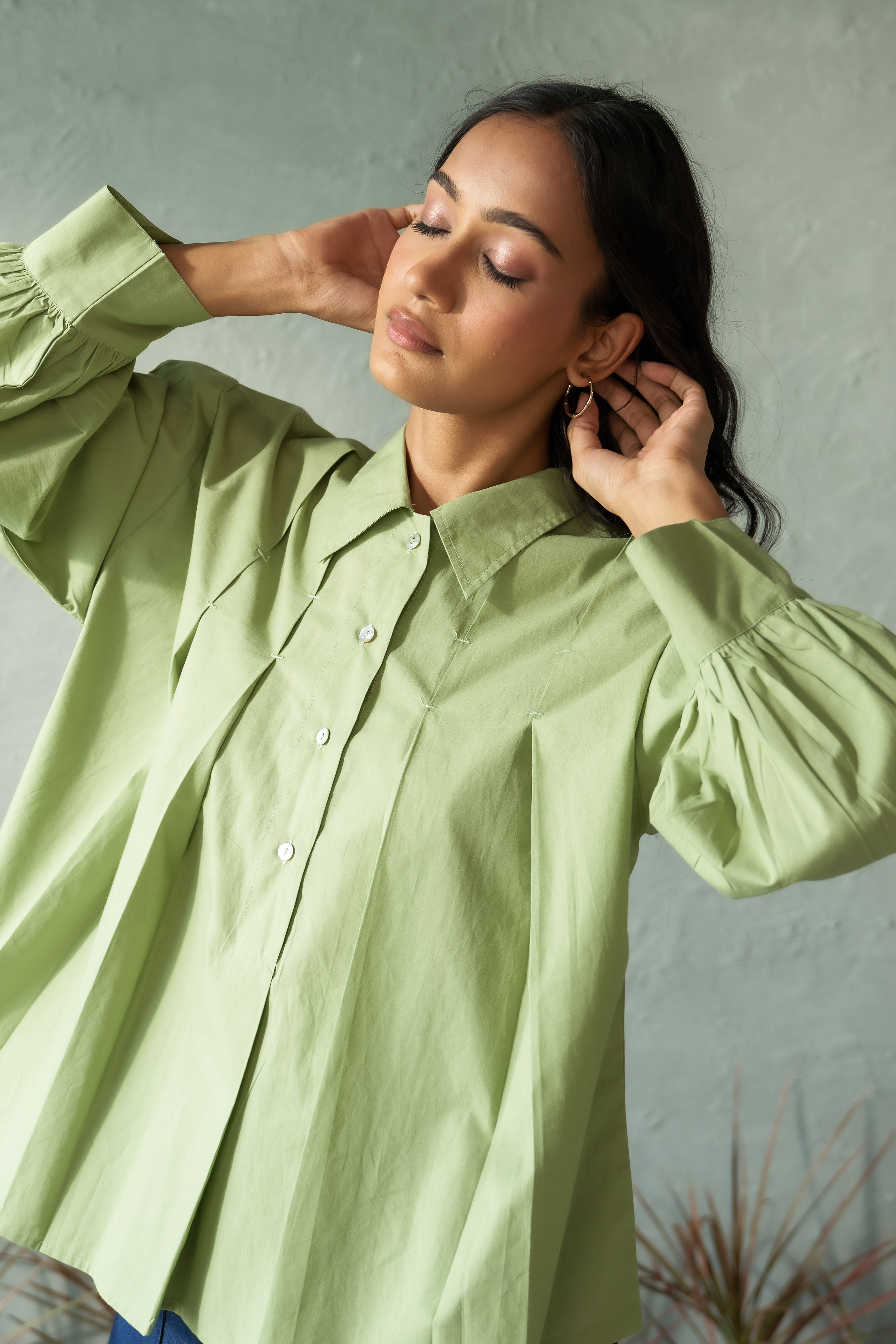 4-Pleated Shirt for Women | Classic & Elegant Button-Down Style