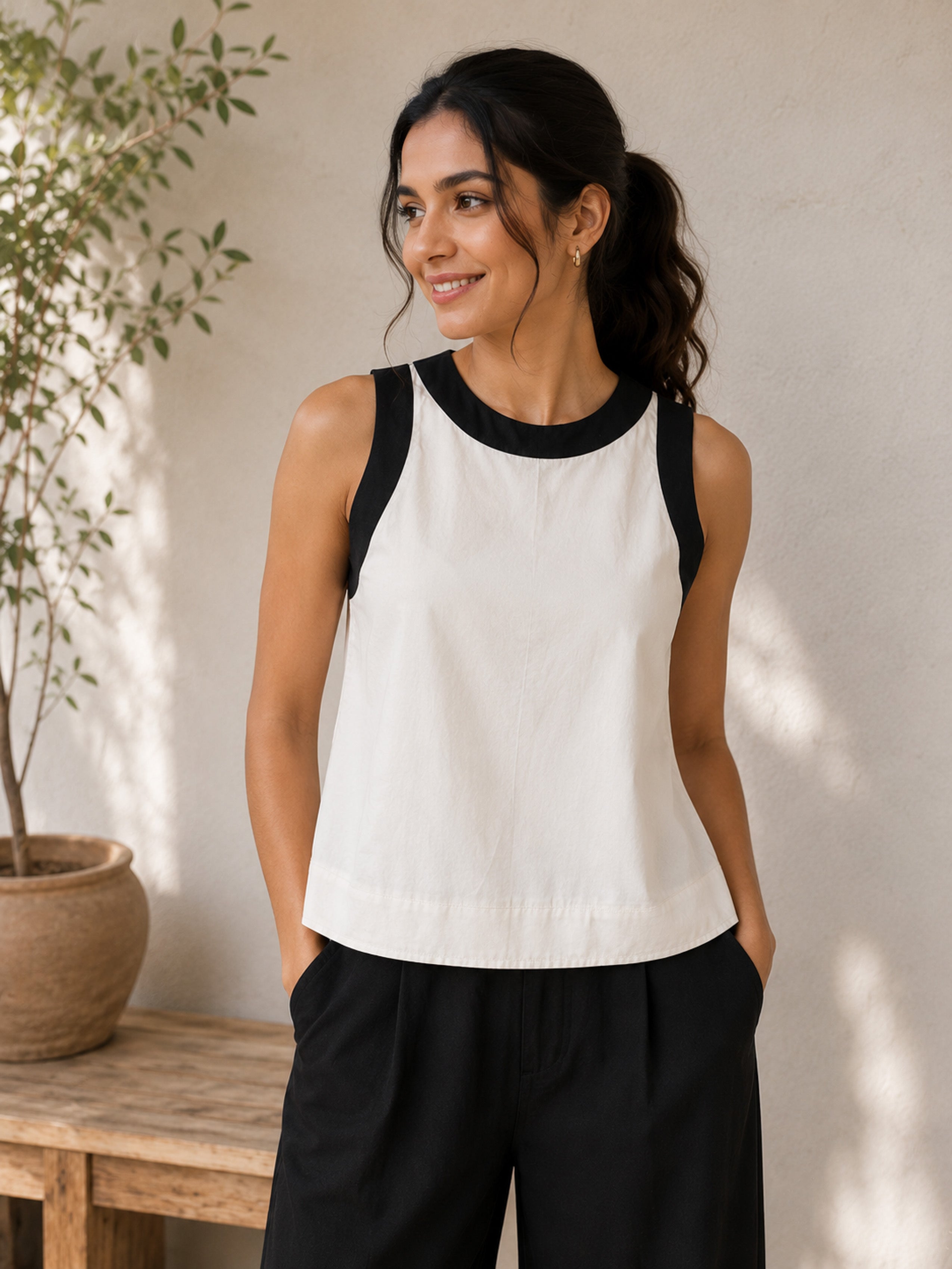 Frame Contrast Top (2 Colour Options)