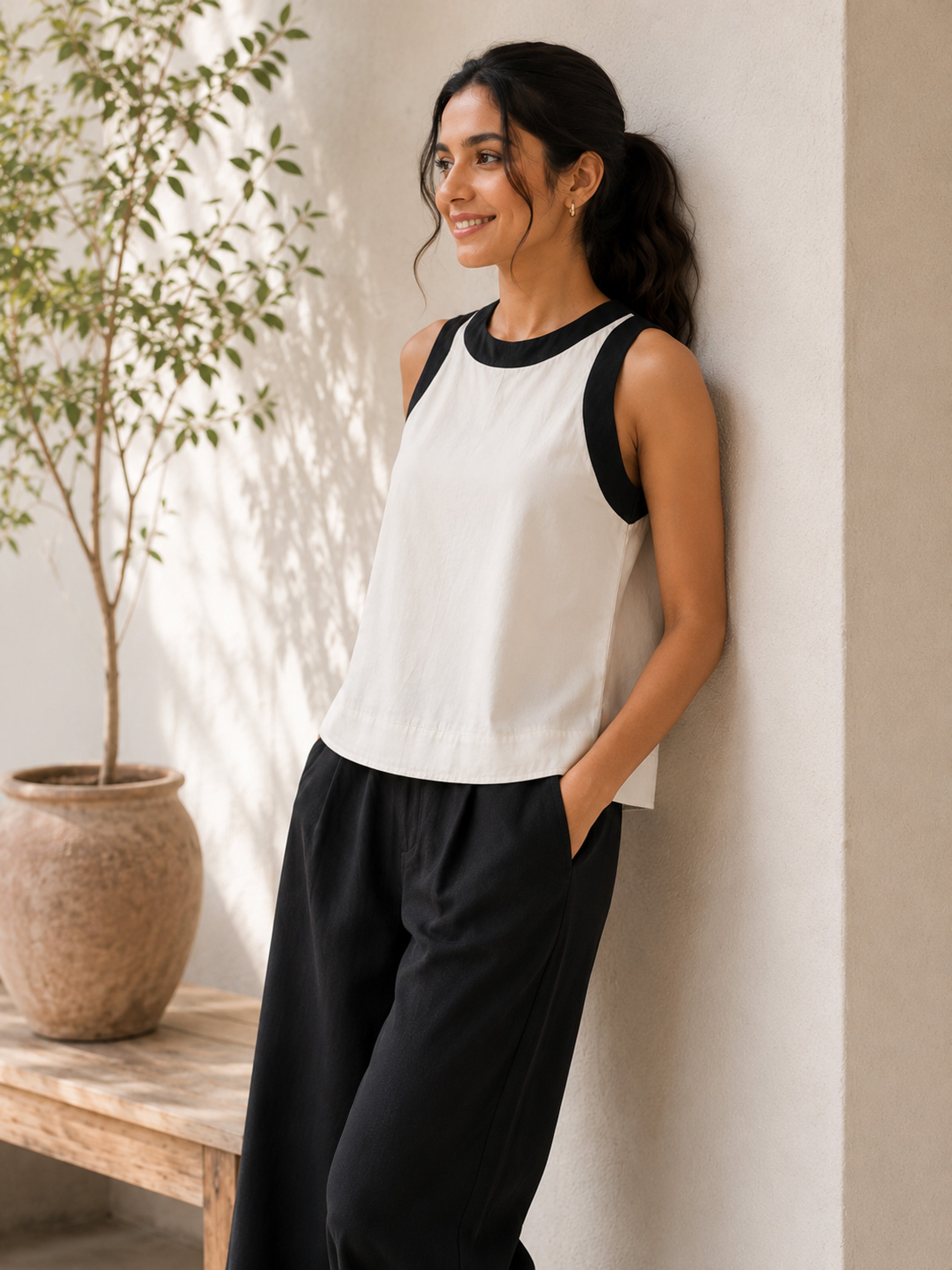 Frame Contrast Top (2 Colour Options)